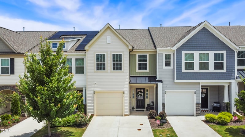 39 Hanging Moss Trl, Clayton, NC 27527