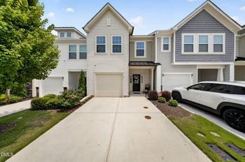 39 Hanging Moss Trl, Clayton, NC 27527