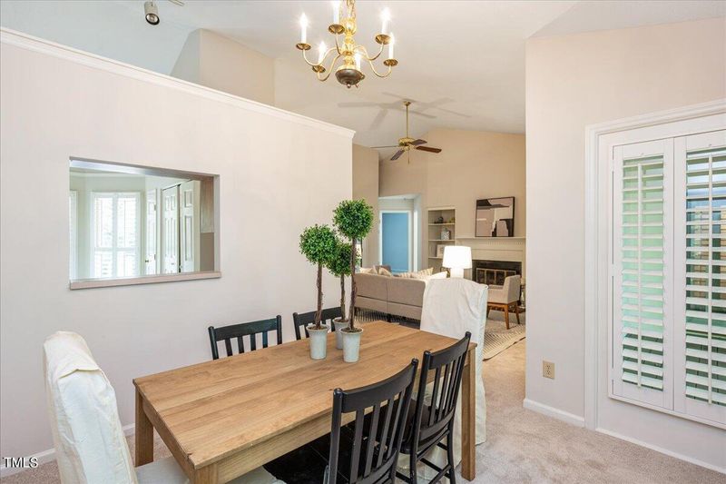 39 Kings Mount Ct, Durham, NC 27701