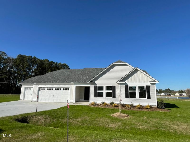 39 Lotus Ave, Smithfield, NC 27577