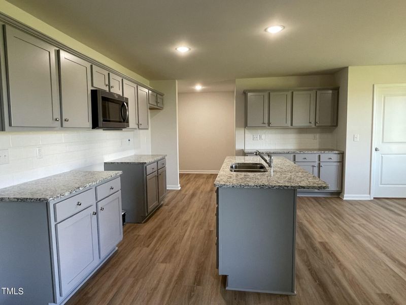 39 Lotus Ave, Smithfield, NC 27577