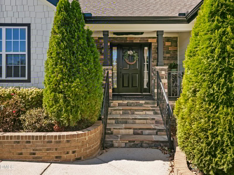 39 Majestic Ln, Clayton, NC 27520
