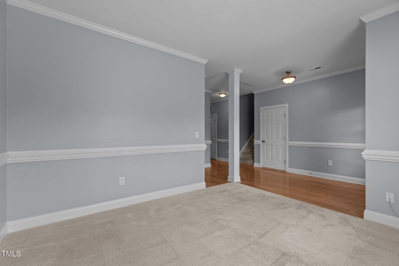 39 Mcguire Ln, Clayton, NC 27527