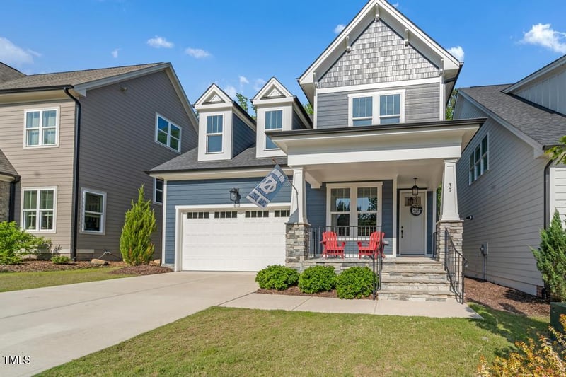 39 Monteith Dr, Chapel Hill, NC 27516