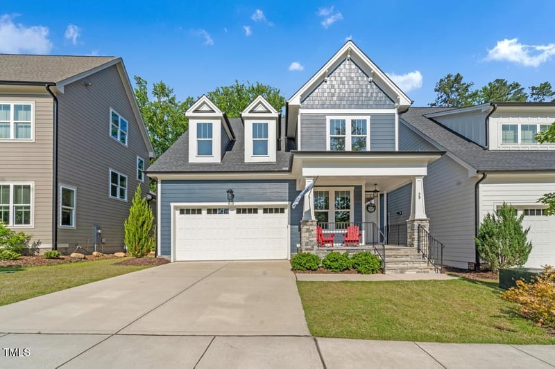 39 Monteith Dr, Chapel Hill, NC 27516
