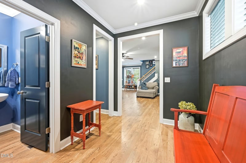 39 Monteith Dr, Chapel Hill, NC 27516