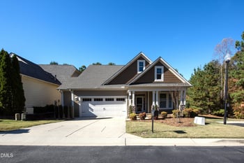 39 Sassafras Ln, Clayton, NC 27527
