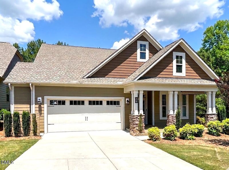 39 Sassafras Ln, Clayton, NC 27527