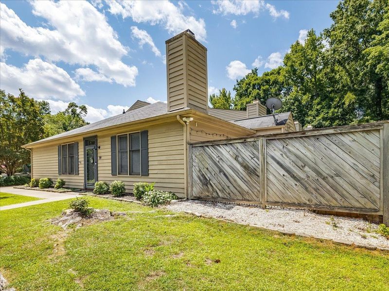 39 Stonewall Way, Durham, NC 27704