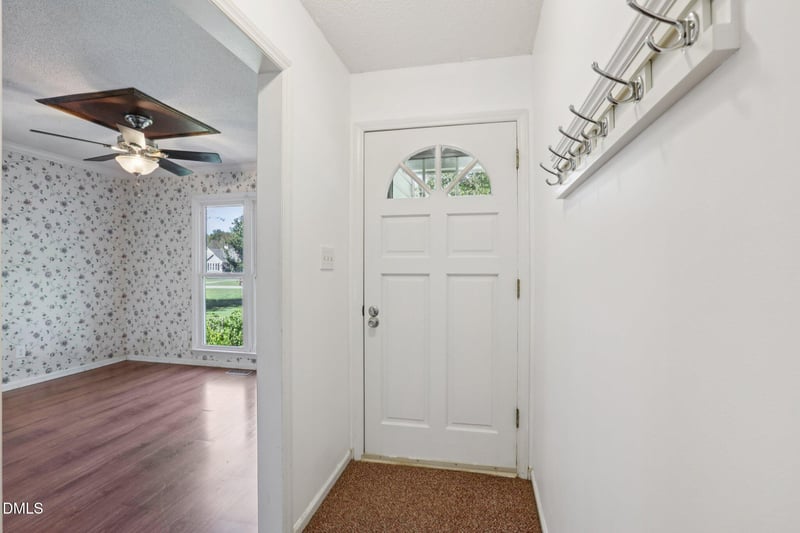 390 Blair Dr, Garner, NC 27529