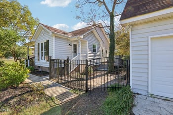 390 Blair Dr, Garner, NC 27529