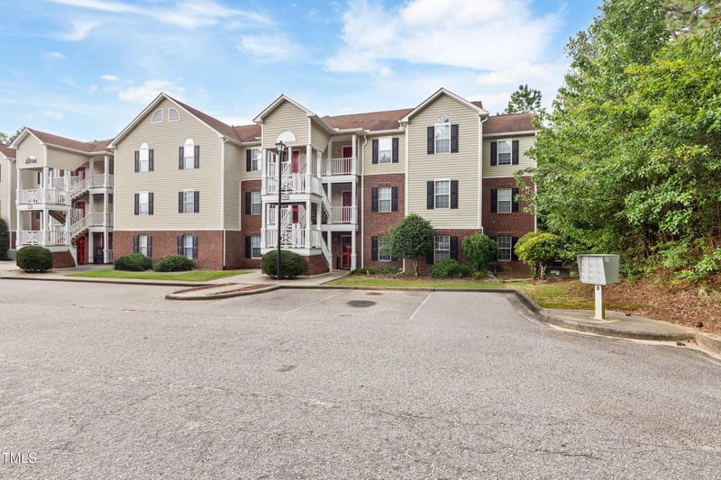 390 Bubble Creek Ct #3, Fayetteville, NC 28311