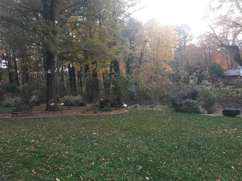 3900 Beaumont Ct, Raleigh, NC 27604