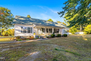3900 Dabney Rd, Henderson, NC 27537