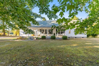 3900 Dabney Rd, Henderson, NC 27537