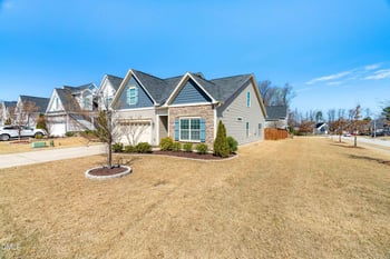 3900 Freemark Ln, Fuquay Varina, NC 27526