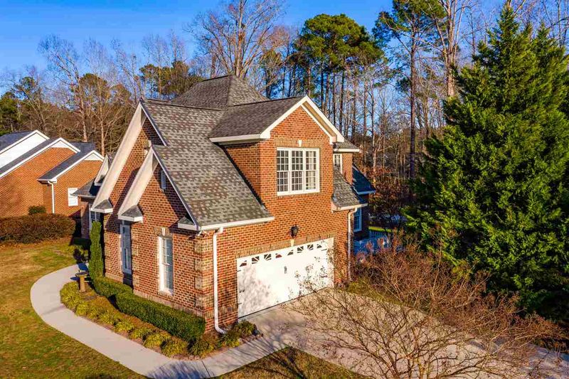 3900 Lauriston Rd, Raleigh, NC 27616