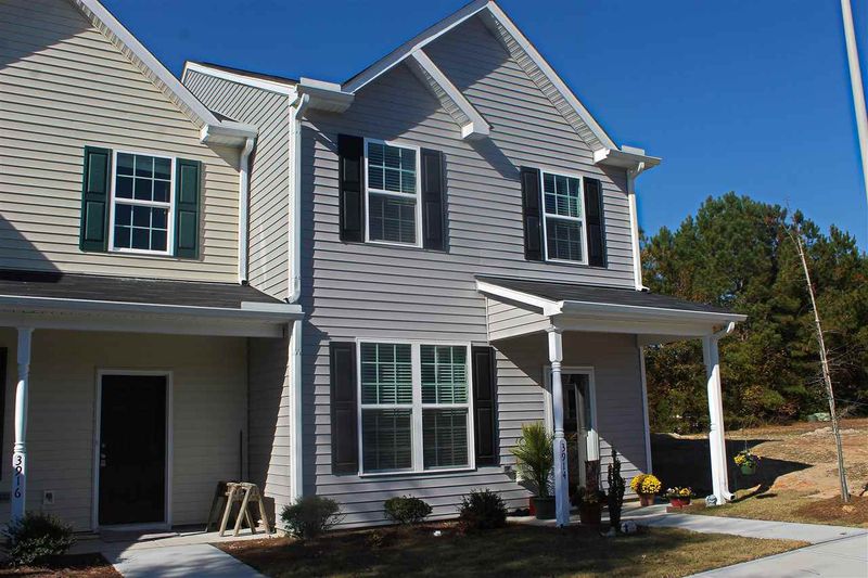 3900 Volkswalk Pl, Raleigh, NC 27610