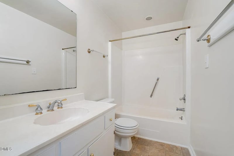 3901 Bamburgh Ln, Apex, NC 27539