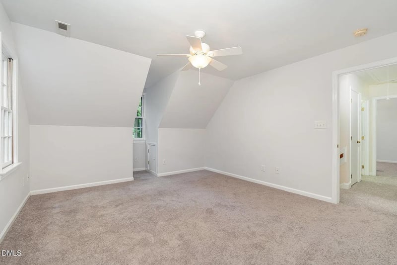 3901 Bamburgh Ln, Apex, NC 27539