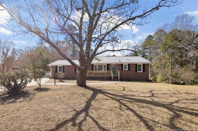 3901 Daytona Rd, Fayetteville, NC 28311