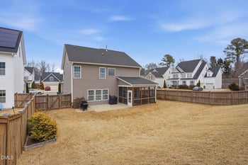3901 Freemark Ln, Fuquay Varina, NC 27526
