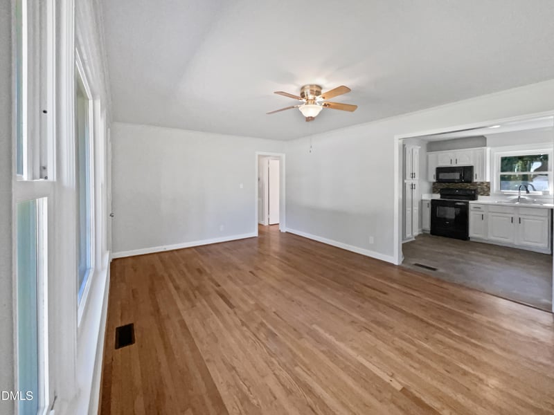 3901 Hartwell Rd, Fayetteville, NC 28304