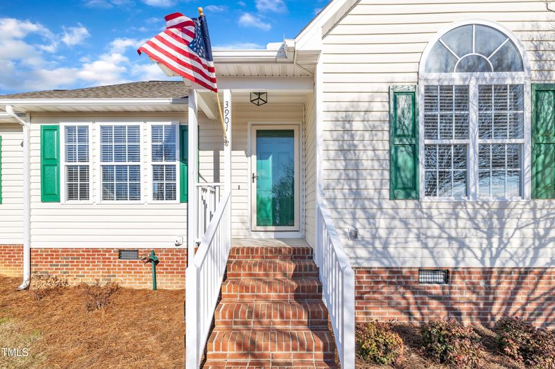 3901 La Varra Dr, Clayton, NC 27520