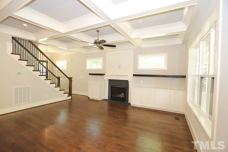 3901 Littlefield Ct, Raleigh, NC 27606