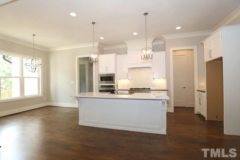 3901 Littlefield Ct, Raleigh, NC 27606