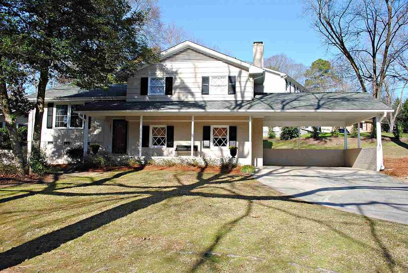 3901 Montreat Ct, Raleigh, NC 27609