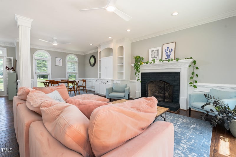 3901 Phlox Rd, Raleigh, NC 27616