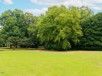 3901 Phlox Rd, Raleigh, NC 27616