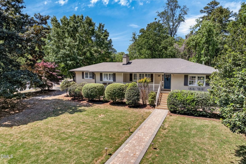 3901 Quail Hollow Dr, Raleigh, NC 27609