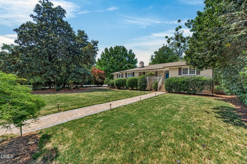 3901 Quail Hollow Dr, Raleigh, NC 27609