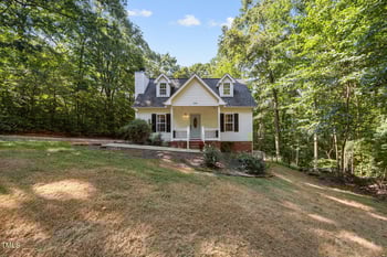 3902 Chucks Ct, Burlington, NC 27215