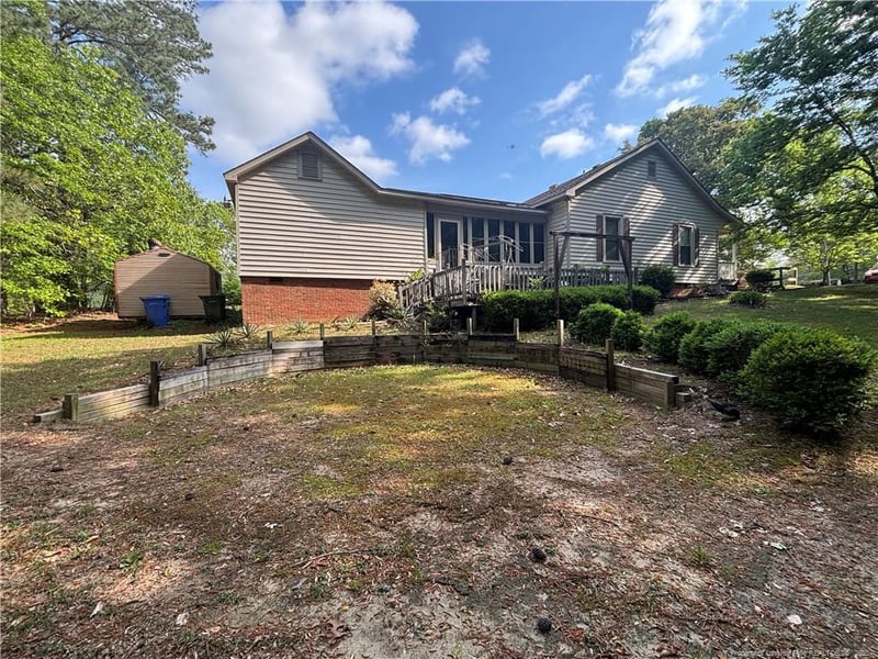 3903 Daytona Rd, Fayetteville, NC 28311