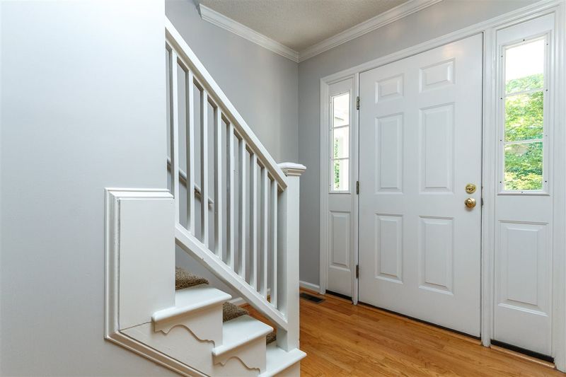 3903 Rim Ct, Raleigh, NC 27616