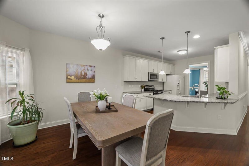 3904 Freemark Ln, Fuquay Varina, NC 27526