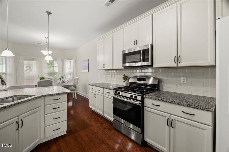 3904 Freemark Ln, Fuquay Varina, NC 27526
