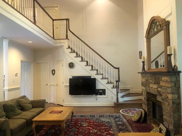 3904 Hemsbury Way, Raleigh, NC 27612