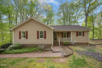 3904 Maplefield Dr, Raleigh, NC 27613