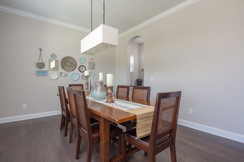 3904 Overcup Oak Ln, Cary, NC 27519