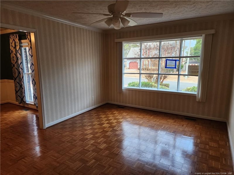 3905 Clearwater Dr, Fayetteville, NC 28311