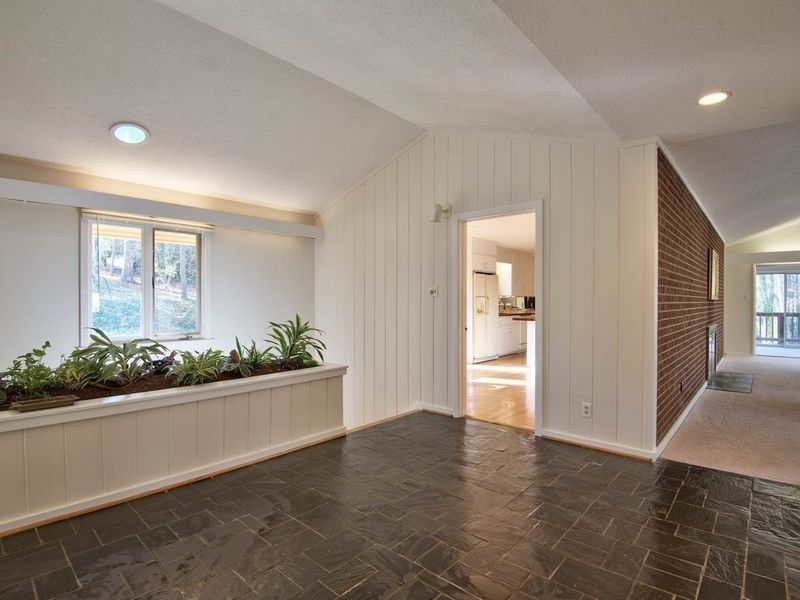 3905 Somerset Dr, Durham, NC 27707