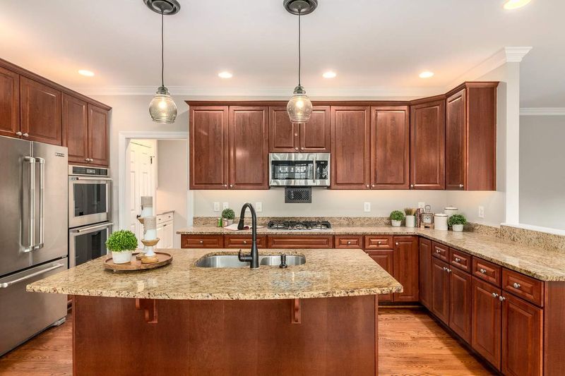 3905 Sterling Ridge Ln, Durham, NC 27707