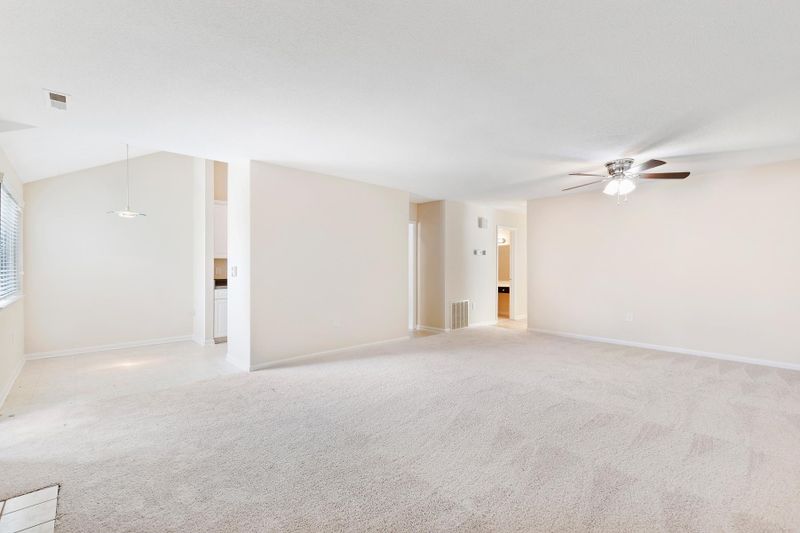 3905 Summerwood Ct, Raleigh, NC 27613