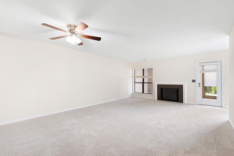 3905 Summerwood Ct, Raleigh, NC 27613