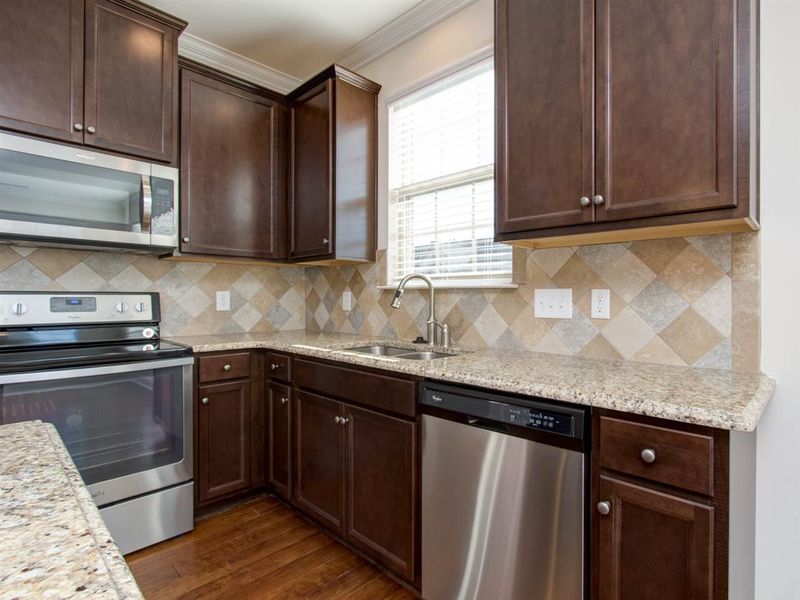 3906 Foxglove, Burlington, NC 27215