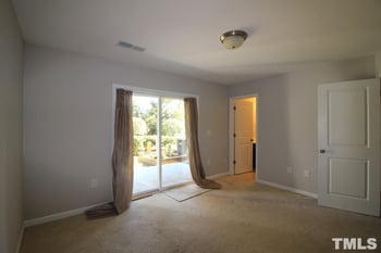 3907 Brokenshire St, Cary, NC 27519